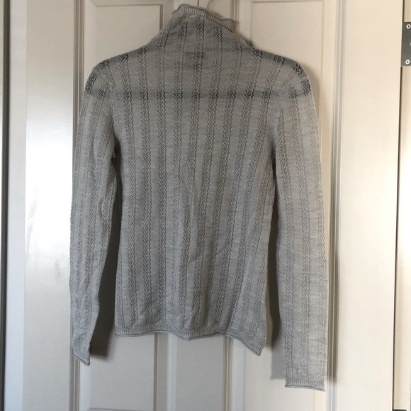 Aritzia Wilfred free sweater - Picture 2 of 4